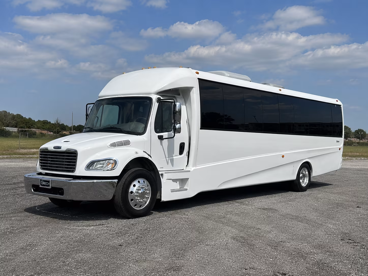 Reno Birthday, Sweet 16, & Quinceañera Transportation party bus exterior