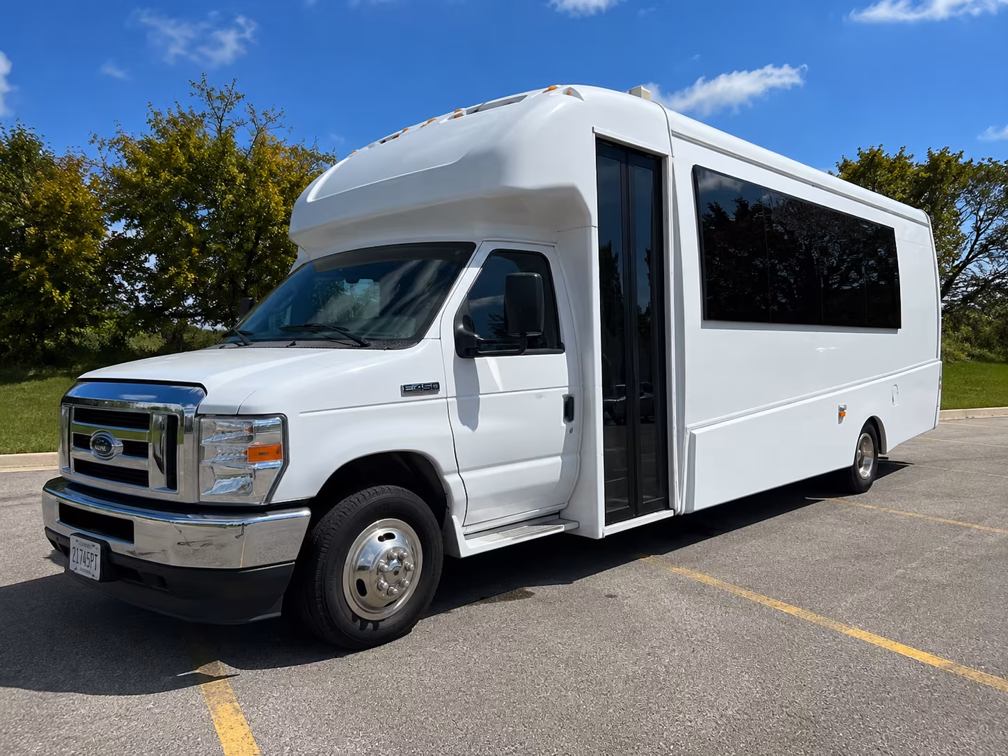 Reno Winery Tour & Pub Crawl Transportation party bus exterior